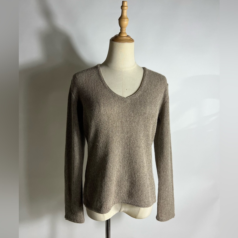 VINTAGE Baby Alpaca Fine Knit V-Neck Brown Sweater Made In Peru Small